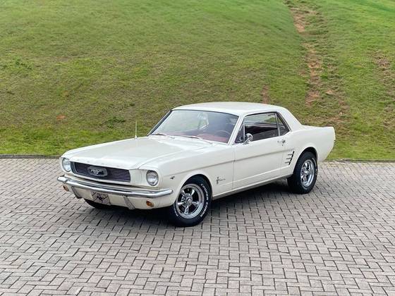 FORD MUSTANG 5.0 HARDTOP V8 GASOLINA 2P AUTOMÁTICO